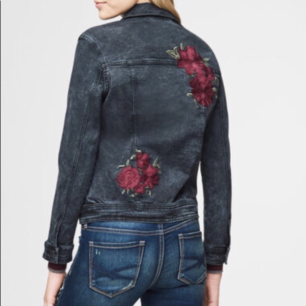 •Aeropostale Black Denim Jacket!•